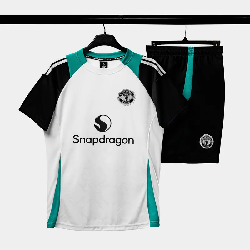 Bộ Quần Áo Bóng Đá Man United Đỏ SS25- Chính Hãng Strivend - Sport - Trang Phục Nam - Đá Banh - Chạy Bộ - Tập Gym - Top 1