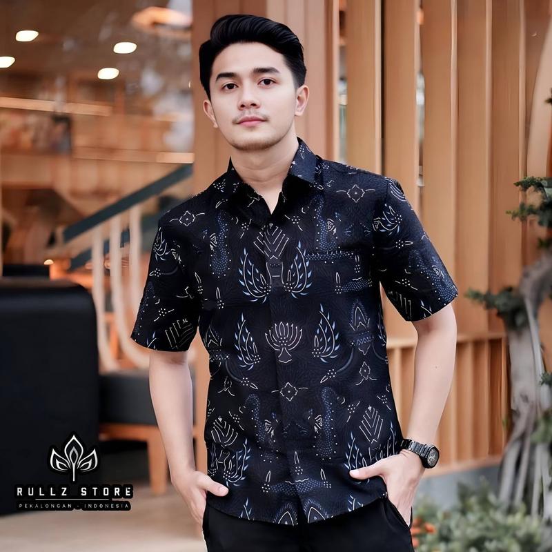 Kemeja Batik Pria Lengan Pendek - Bahan Katun Cowok Distro Dewasa Surfing Atasan Casual Panjang Motif Hitam - Kerja Kemeja batik Keren Hem Nyaman Baju Santai 6