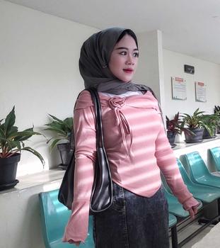Product Review of KIYANA Cirebon Cloth - Flower Top / Long Sleeve Ribbon Coquette Knit Top / Atasan Knit Lengan Panjang Wanita Knitwear Crop Cardigan Baju Tangan Kerah from b**n 1