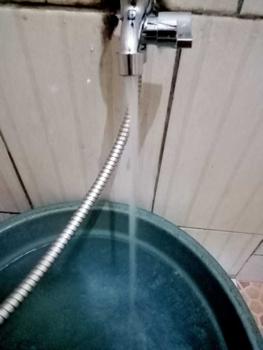 Product Review of 4 IN 1 Paket Kran Besi Tahan Karat Plus Hand Shower 300 lubang komplit Keran Air Selang from r** a** 3