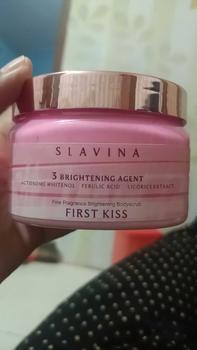 Product Review of SLAVINA Organic Rice Body Scrub First Kiss | scrub badan untuk menghilangkan bekas luka from C**a 0