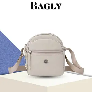 BAGLY Tas Selempang Slingbag Wanita Minimalist Fashionable Simple dan Chic Desain Elegan Modern Fungsi Ganda Stylish untuk Sehari-hari dan Acara Khusus Bahan Polyester Waterproof