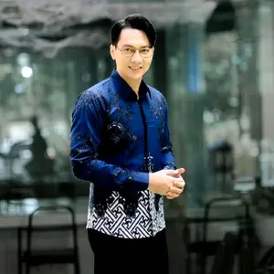 Kemeja Batik Katun Solo pradika navy Baju Panjang Fit