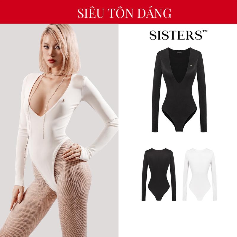 Bodysuit nữ sexy tay dài khoét ngực sâu SISTERS thiết kế logo inox màu đen, trắng ôm sát body Sera | SS24-J18