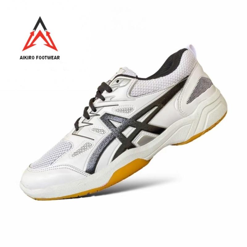 sepatu olahraga badminton tennis bulutangkis karet lentur berdecit hitam putih size 35-44 Putih Hitam 35