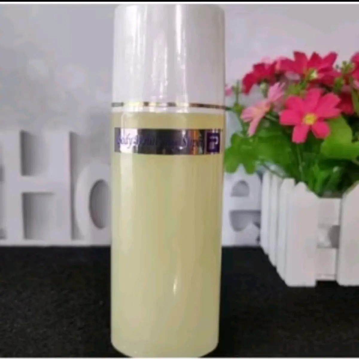 [ORIGINAL] HB EXTRA WHITENING SUPER KODE 004001 KLOBE ++ SEGEL MERAH LENGKET/GELL / LOTION PEMUTIH BADAN DOSTING