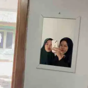 Kaca Dinding Cermin Dinding 20x30 / 20×30