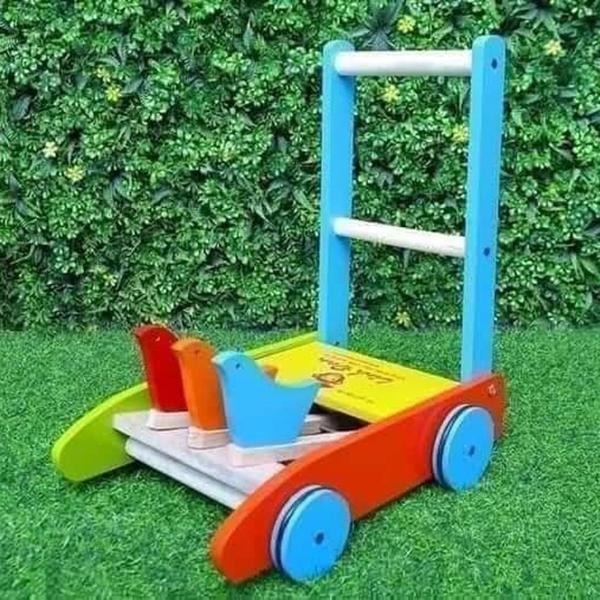 SaLe 99% Xe Gà Tập Đi Cho Bé Yêu Bằng Gỗ