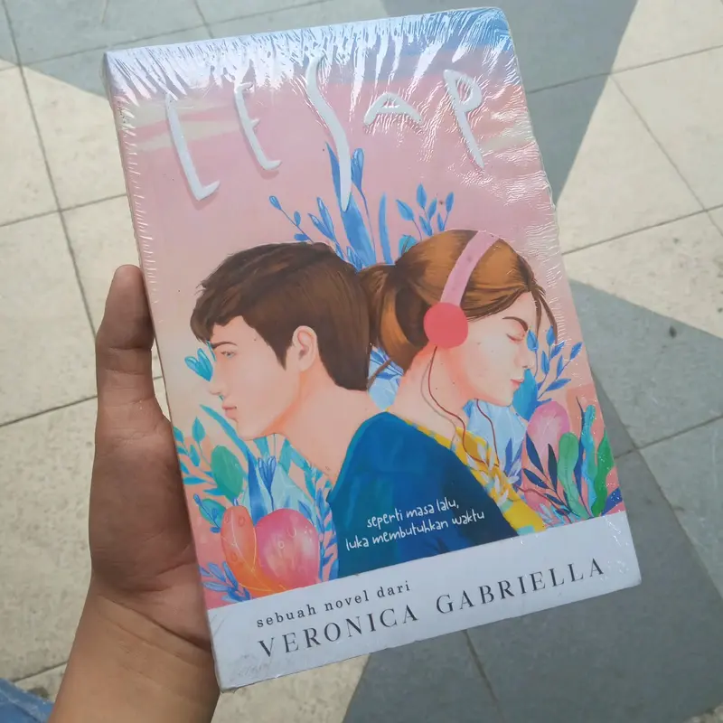 NOVEL FIKSI REMAJA LESAP OLEH VERONICA GABRIELLA ORIGINAL 3