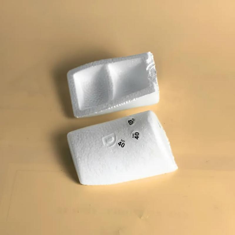 Sản phẩm giữ fom giày dép chất lượng cao - Táo xốp chà chải bàn 4