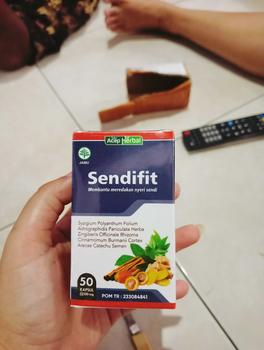 Product Review of SendiFit Original - Herbal Nyeri Sendi Isi 50 Kapsul from M**h t** 3