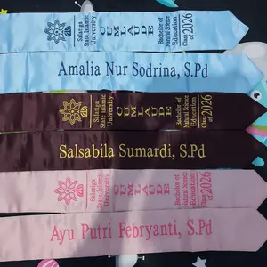 Selempang Wisuda / Selendang Wisuda Custom Nama – Graduation Sash beludru dan satin premium