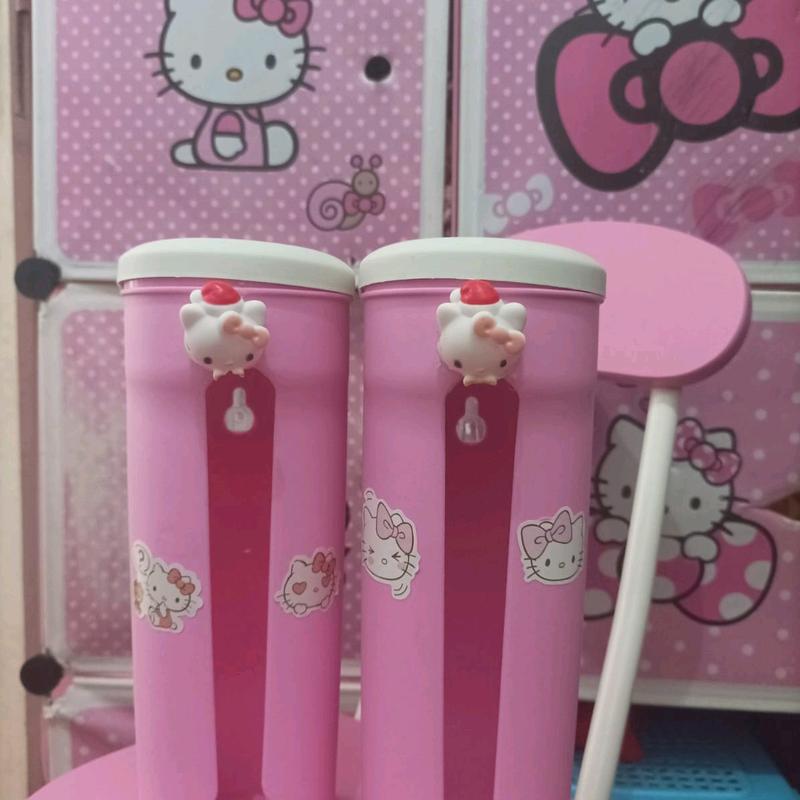 Wadah plastik hello kitty pinky 5