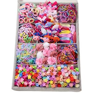 Set de 870 piezas de accesorios para el cabello para niñas, incluye divertidas cintas, moños y clips, ideal para peinados de niñas pequeñas, uso en fiestas y festivales