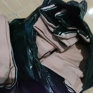 ( 6 PASANG ) KAOS KAKI JEMPOL MUSLIMAH / KAOS KAKI WANITA DEWASA 2 JARI WARNA CREAM TELAPAK HITAM BAHAN LEMBUT ELASTIS