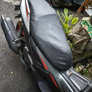 COVER JOK MOTOR POLOS AMPLAS KASAR (PAKAI KARET) Pemasangan Mudah Variasi Jahit Benag Warna Motor VARIO, BEAT, SCOOPY, NMAX, AEROX, PCX, SUPRA X125