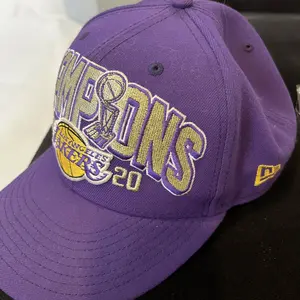 10 Pak Sweatband Topi Tape Hat Sweat Liner Protector Guard Bands Pengecil Ukuran Topi Mengurangi Lingkar Topi Hitam Peralatan