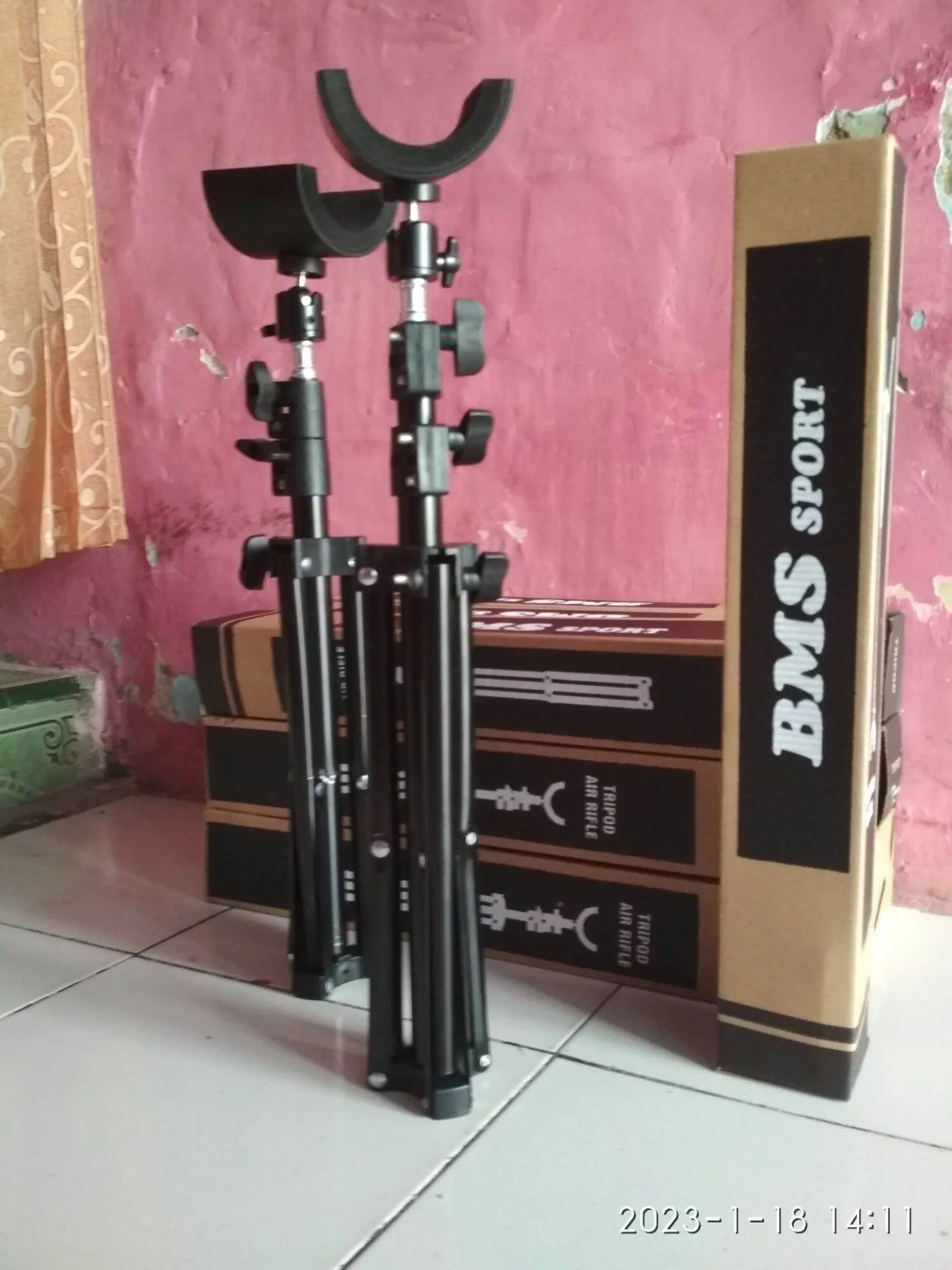 Tripod Sanggong besi kuat kokoh