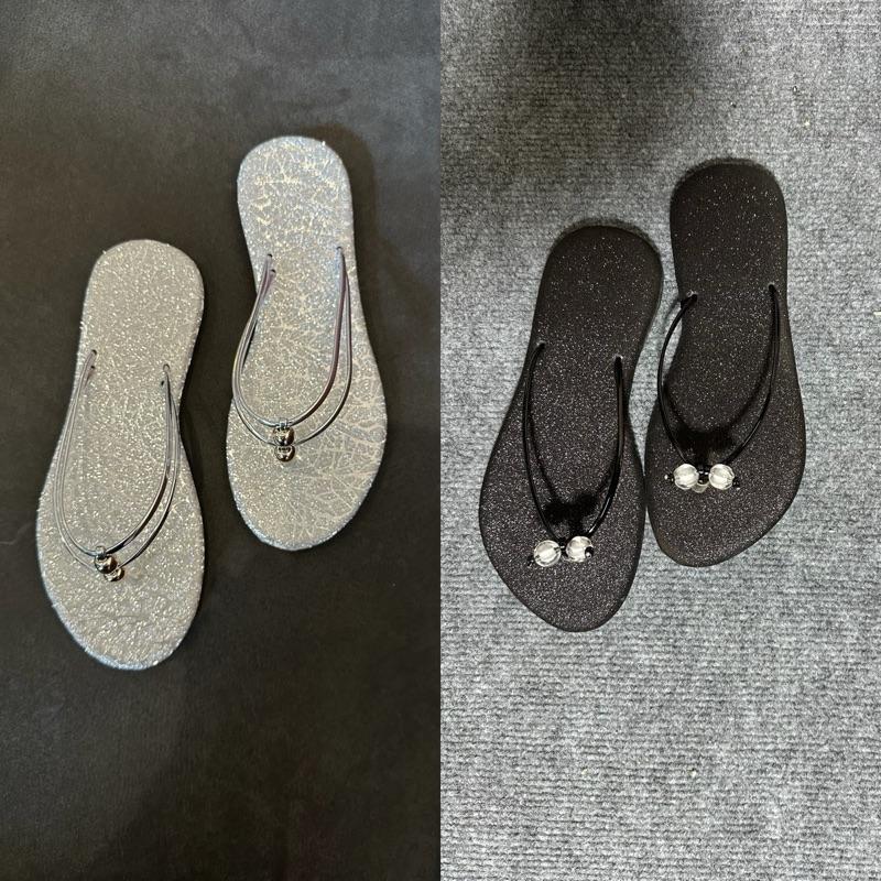 100k 2 đôi Dép Bạc Bling, Dép Lê đế bệt ( hottrend) dễ phối đồ và xinh lung linh , dép lê nữ , Chuẩn từ size 36 đến size 40, Dép xinh Girl Phố