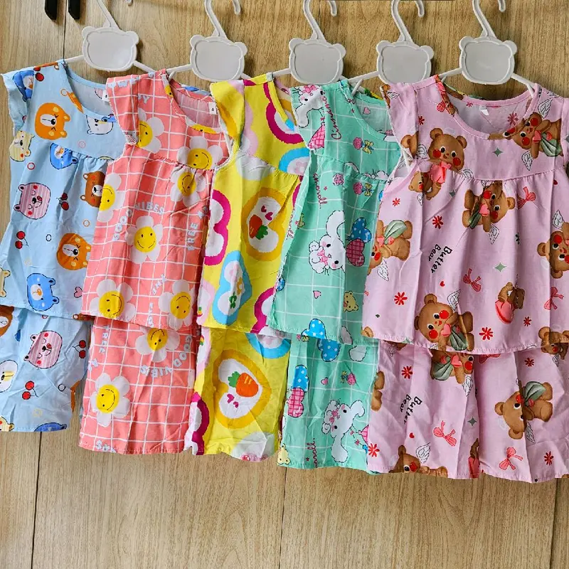 combo 3 bộ bé gái chất vải mền mại thấm hút 6