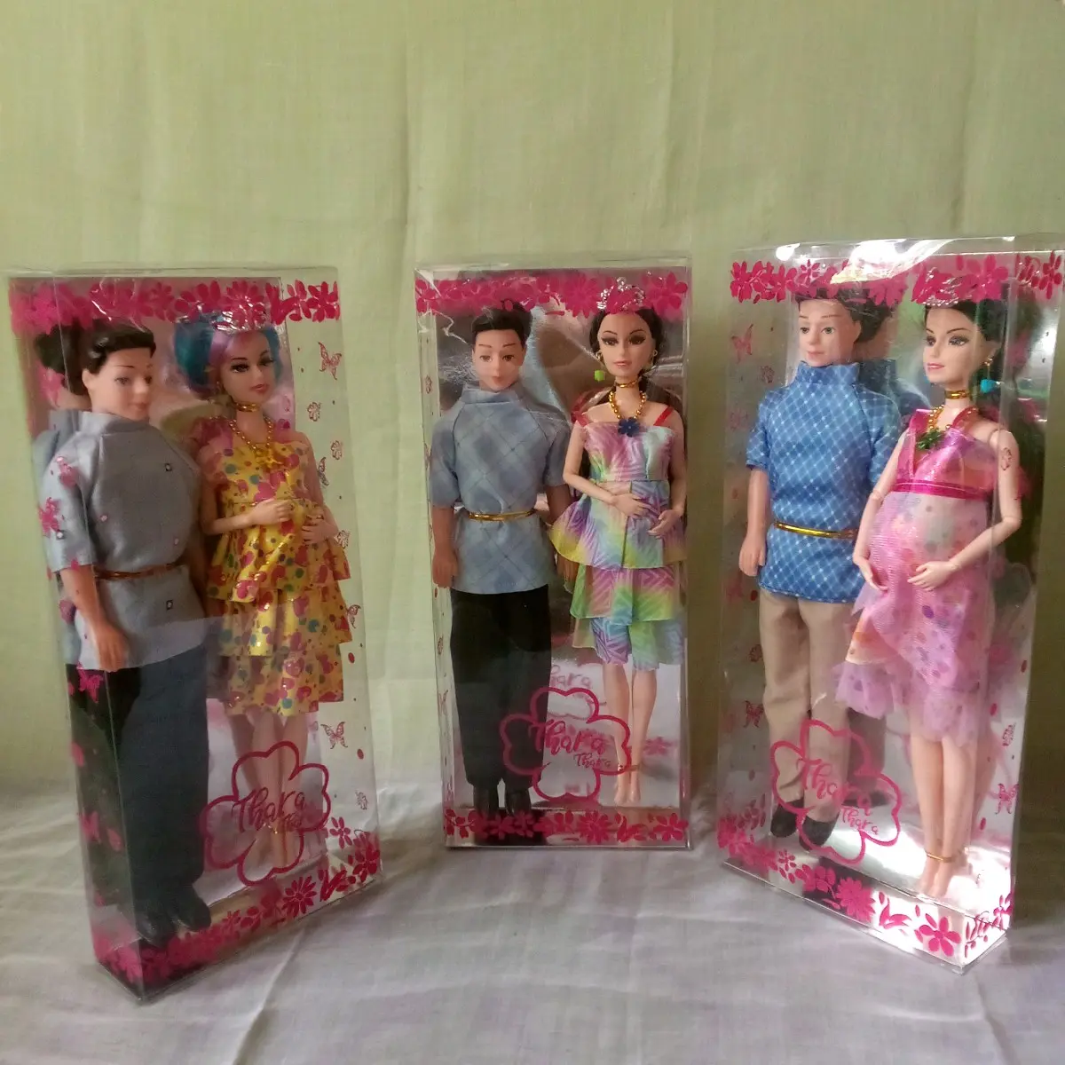Boneka Berbi Hamil Sepasang