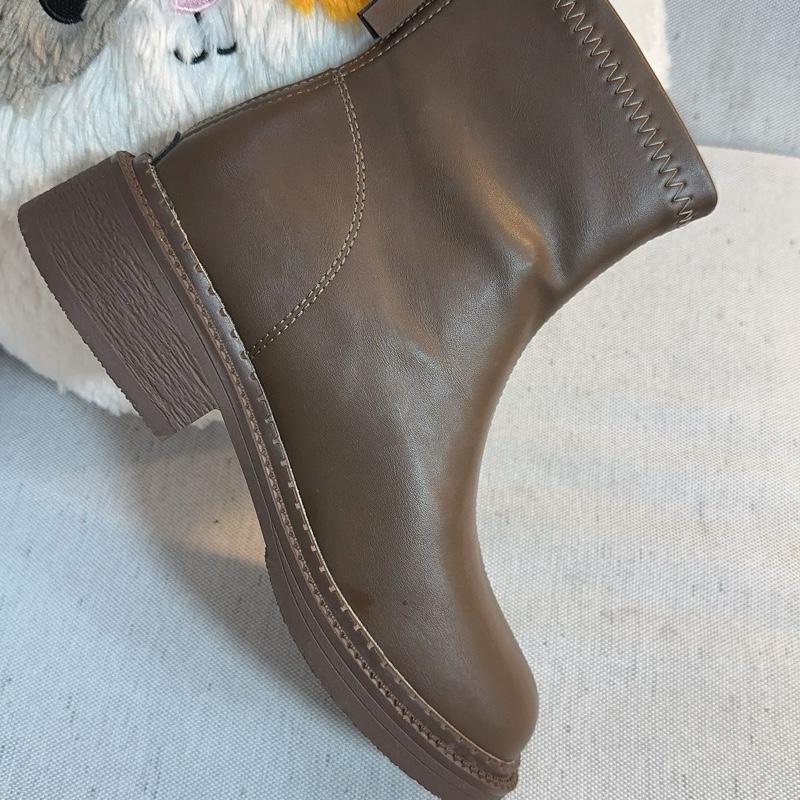   Bốt nữ Lẻ SZ   cổ thấp phối kiểu có dây đế bằng 3 phong cách QCCC 2025 