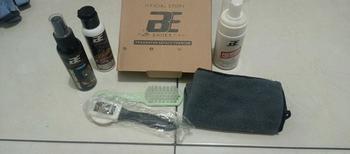 Product Review of Terlaris No. 1 | Paket Shoe Cleaner Bubblegum By BE SHOES CARE Pembersih Sepatu Cairan from M**n 1