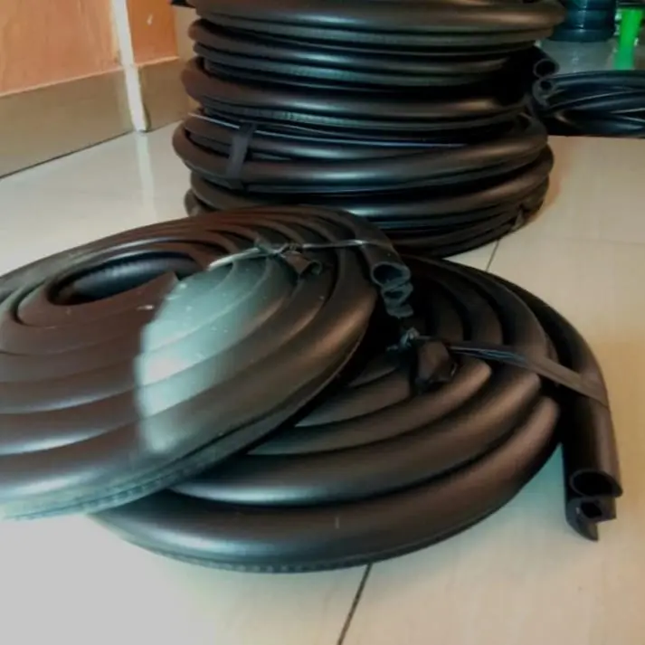 karet balon peredam body pintu suzuki vitara/grand vitara (satuan) 2