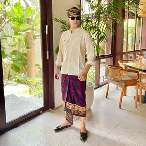 SAPUT ENDEK tepi songket Benang bordir Kain Tenun Bali Mewah Bordir Benang Premium Gold untuk Upacara Yadnya Hindu Kualitas Tinggi Budaya Bali