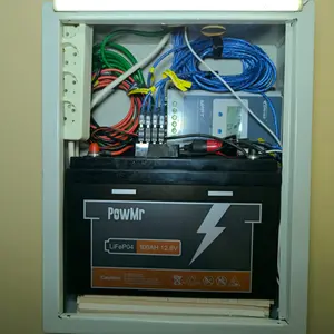 PowMr 12V 100AH LiFePo4 Baterai Surya Baterai Ebike Baterai Mobil Dengan Kinerja Tinggi Built-in Perlindungan BMS 100% Energi Aktual Waktu Hidup 10 Tahun Dapat Hingga 4 Unit Seri