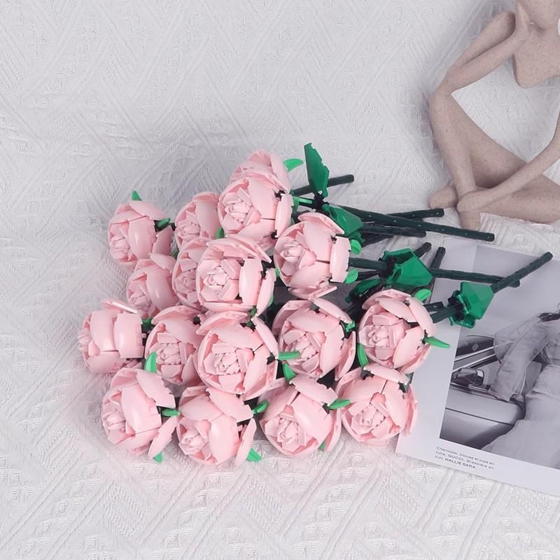 Product Introduction of Valentine's Day Exclusive Surprise! Rose building blocks, small particles pieced together to create a dreamy eternal flower, creative DIY interpretation of ultimate romance 11