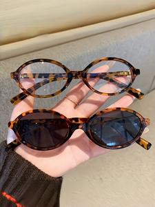 Lentes transparentes de marco ovalado para mujer, diseño vintage y lindo, lente de PC ligero, para uso diario en todas las estaciones