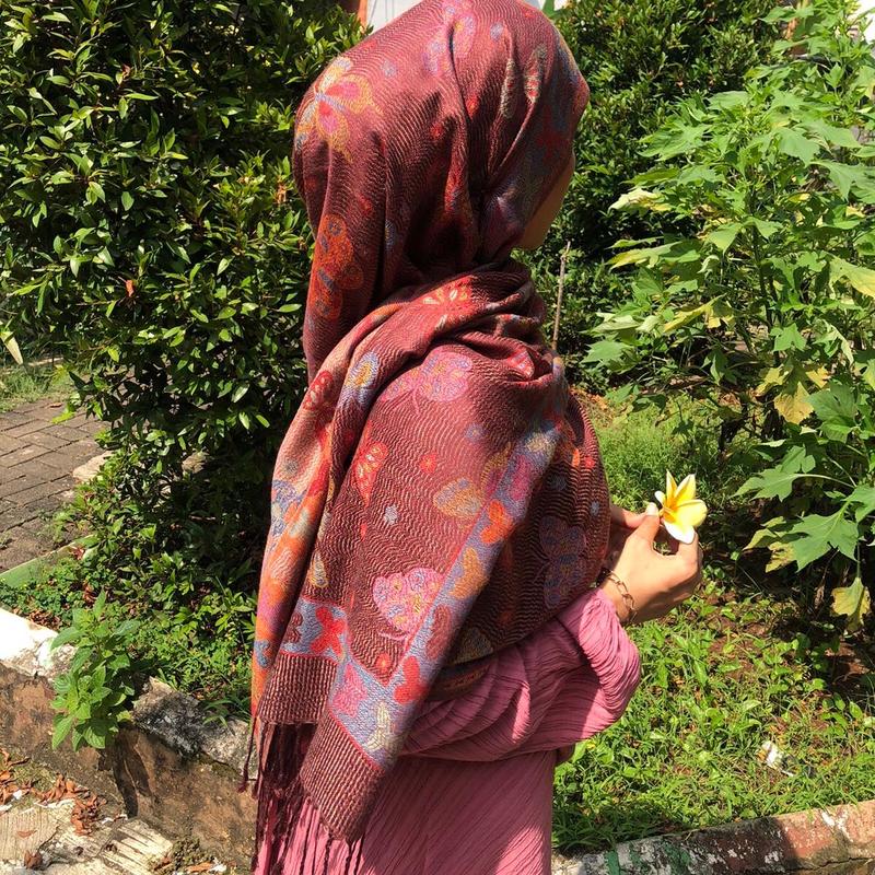 Hijab Pashmina Cashmere motif Butterfly 1