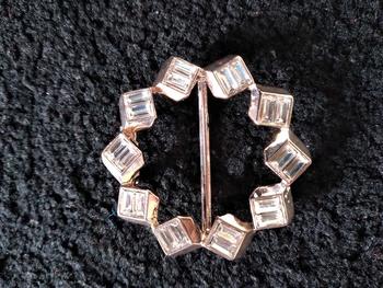 Product Review of {Bros Ring 2 in 1 } Buckle pin 2 in 1 Premium Quality Ring Jilbab bisa Jadi Bros dan bisa jadi Ring jilbab from R**i S**a 1