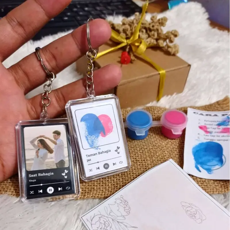 (Free Cat) KEYCHAIN FOTO + SIDIK JARI GANTUNGAN KUNCI SPOTIFY SIDIK JARI 1
