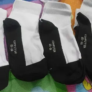 6 Pasang Kaos Kaki Sekolah sd dmp sma Putih Telapak Hitam Pendek Tebal Sport Unisex Katun