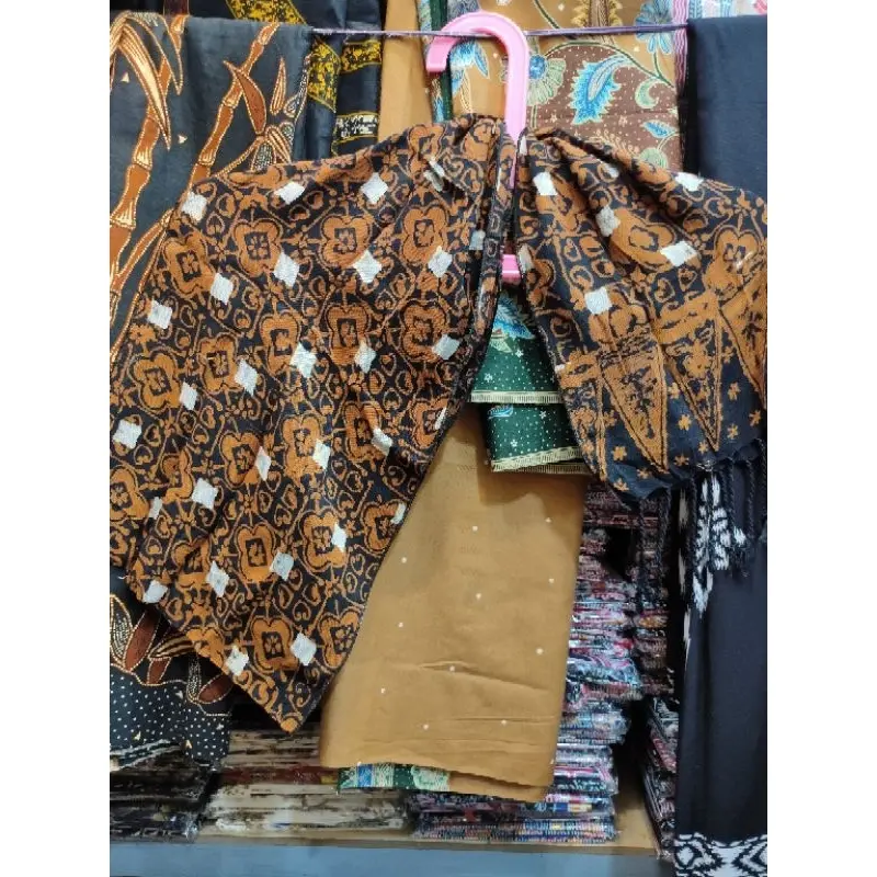 [GRATIS ONGKIR] Syal Batik Bahan Paris Murah / Scarf Batik Bahan Paris Panjang Murah / Syal Batik Print Murah Grosir