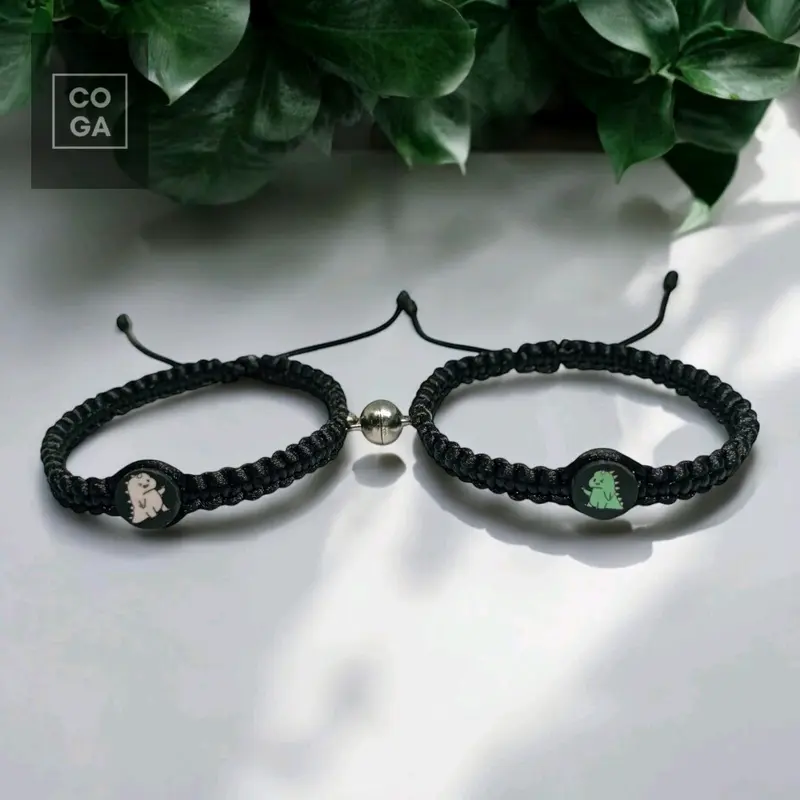 (Free Box & Stiker) Gelang Couple Dino Hijau dan Pink Couple Bracelets Dino Unisex Untuk Pria dan Wanita Gelang Dino Anyam Gelang Daily Magnet 1
