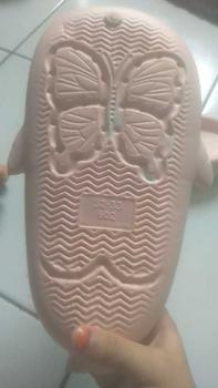 Product Review of Starlight Sendal Selop Anak Model Baby Shark Sandal Anak Karakter Hiu Cowok Cewek Unisex Sandal Casual Sandal Cewek Elastic Empuk HSN602 from R**🆗 2