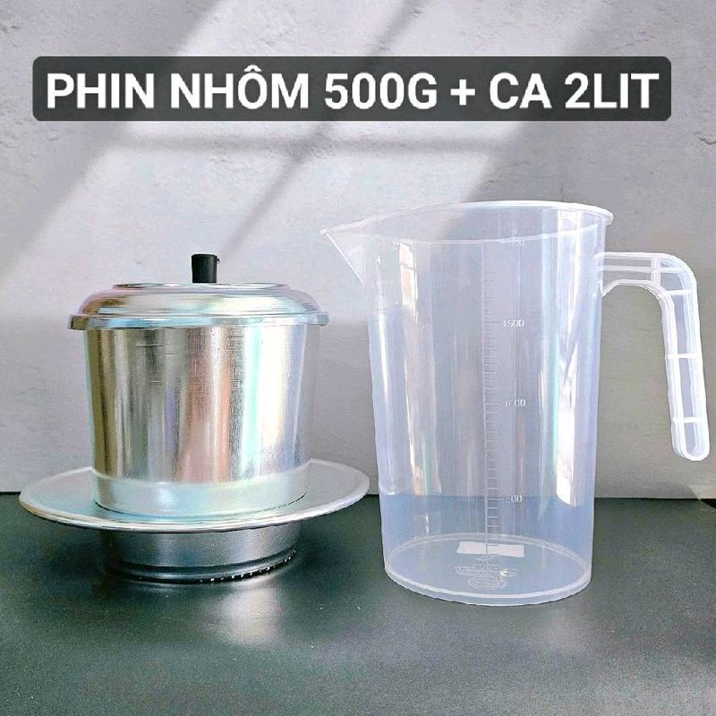  Phin nhôm thể tích 1800ml cỡ lớn nhôm dày size đại  pha được khoảng 400gam - 500 gam bột cà phê   1 lần  có bán kèm ca đong định lượng 2000ml hứng nước cốt cà phê nhựa nguyên sinh dày chịu nhiệt  