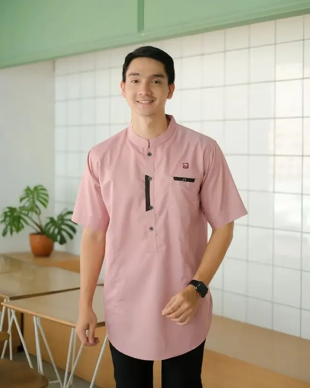 Koko Kurta Lengan Pendek Warna Mauve Bahan Katun Toyobo Baju Koko Pria Dewasa Terbaru di Lebaran 2025 Muslim 1