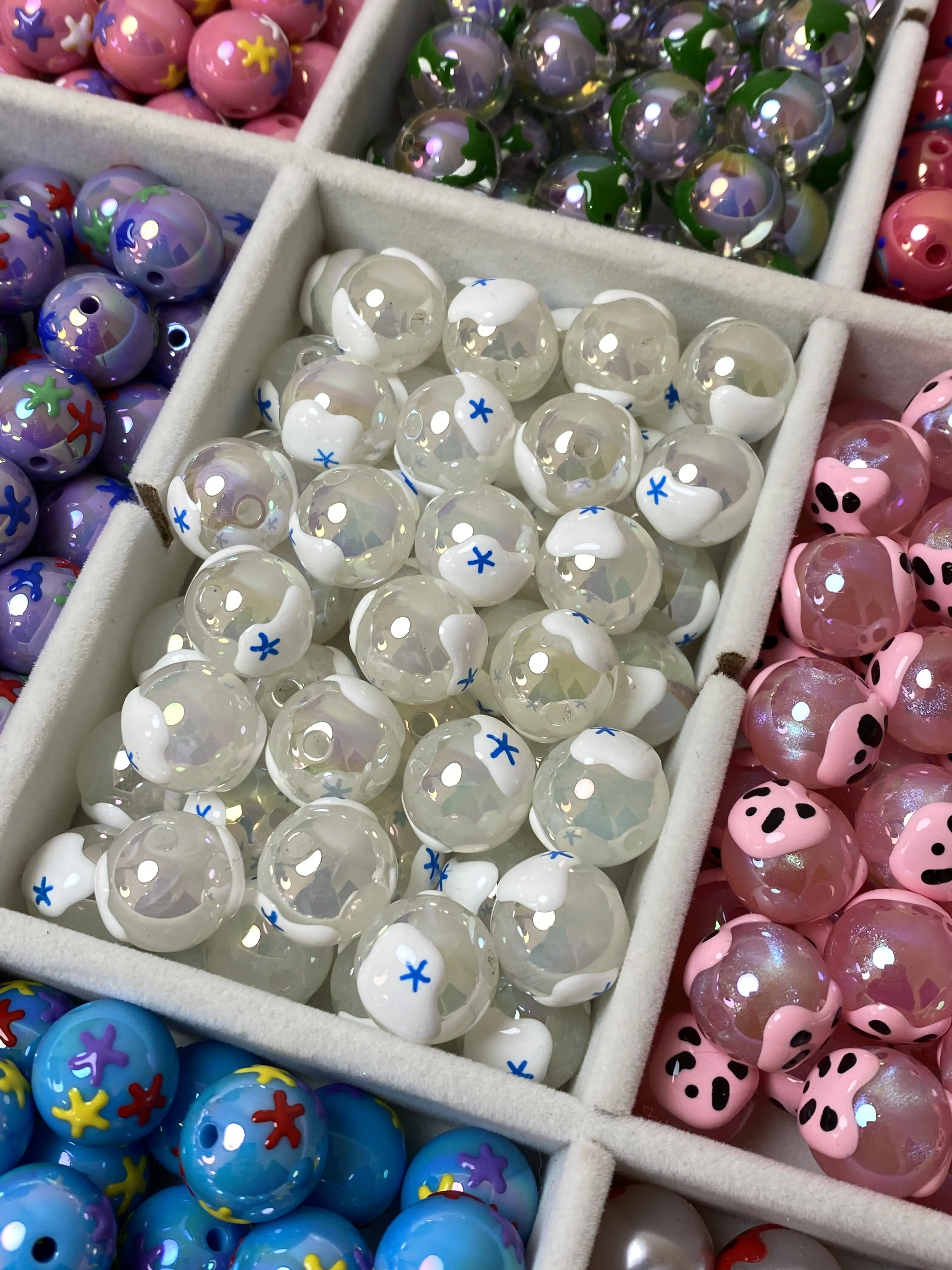 Mix Handmade painting Beads ( Live Packing )
