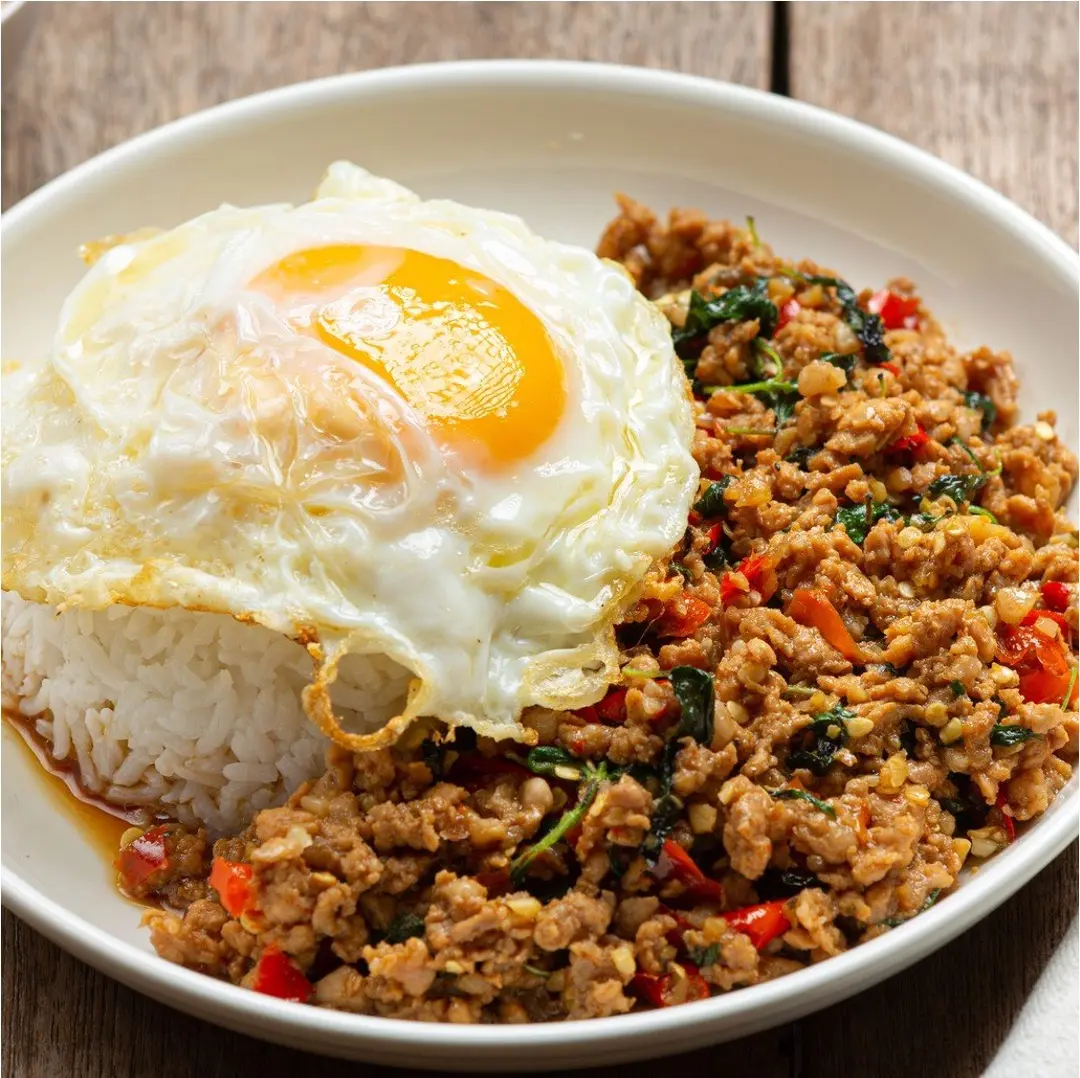 [Kin Thai X Lobang Yun LIVE EXCLUSIVE] Basil Pork Rice With Egg - The Ultimate Thai Comfort Food
