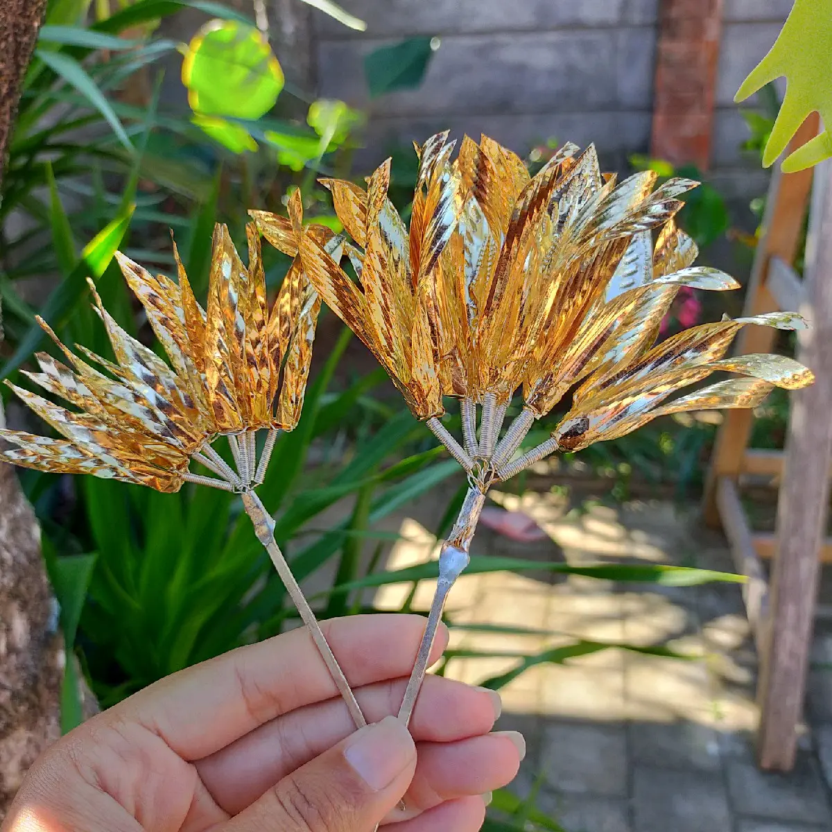 semanggi sandat krengseng lapis emas aksesoris rambut / hiasan sanggul / tusuk konde hiasan rambut