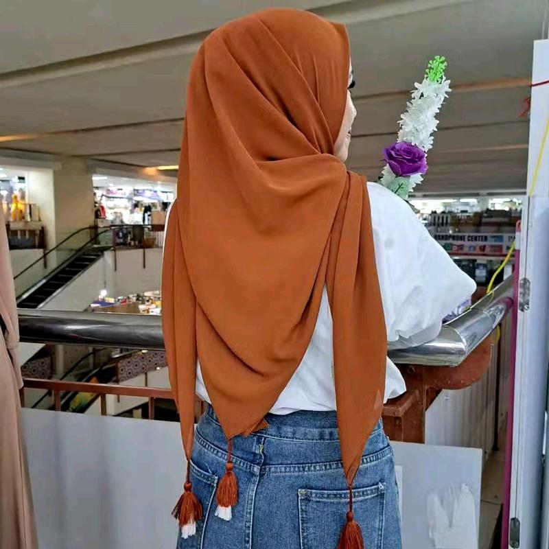 Segiempat tassel jumbo syari size 130x130cm / hijab segiempat pompom viral 4