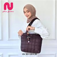 Gambar NISA GALLERI  Totebag Wanita Tas Laptop Tas Kuliah Tas Kerja - Gebby Putih dari NISA GALLERI_NEW Kab. Tasikmalaya 3 Tokopedia