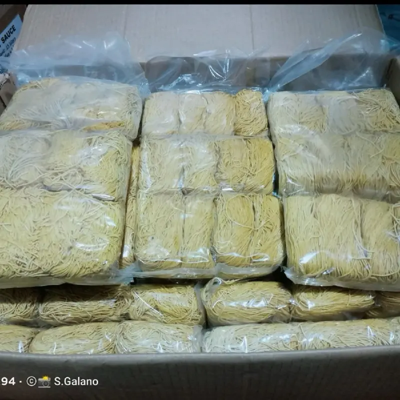 Hongkong fried noodles 1000gms 30-33 cups servings  Carb