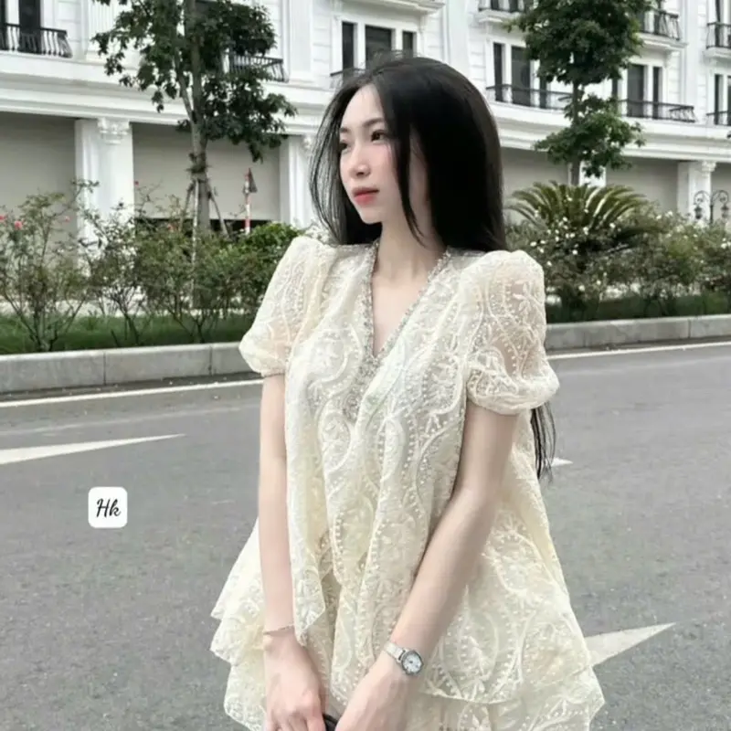 Sét ren hoa cổ đá tay bồng tiểu thư siêu xinh vải ren hoa lót 2 lớp mặc cực xinh by Ku 1
