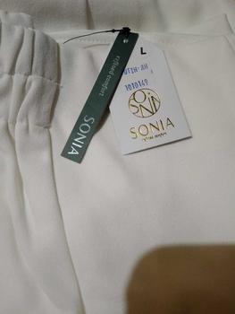 Product Review of Kulot Sonia Kantong Resleting Bahan Crepe Premium from o**r 0