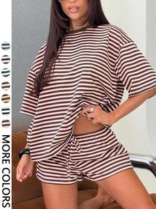 Conjunto de 2 piezas para mujer Primavera/Verano con estampado de rayas | Camiseta oversize + shorts con cordón | Conjunto casual suave para descanso | Estilo “Clean Girl” Y2K para uso diario en casa y vacaciones